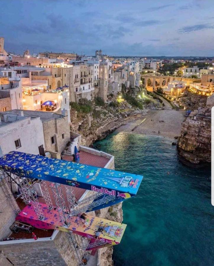 White Suite Polignano 08 폴리나노 아마레 외부 사진